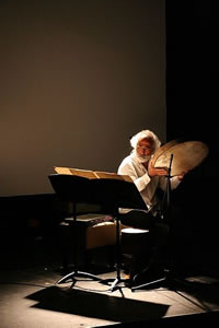Mahammad Ghavi-Helm performing